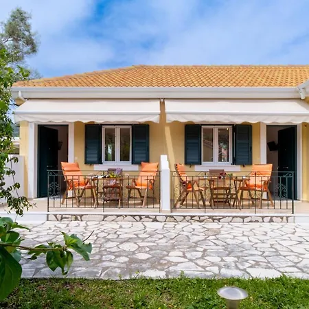 Virginia Studio 3 Apartment Lefkada City